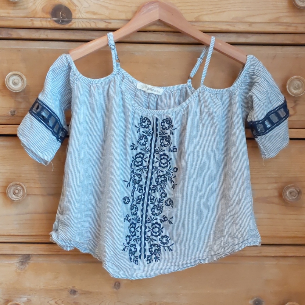 Off-shoulder Rewind Tank With Embroidery Size XS